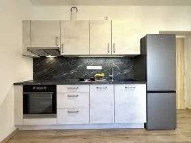Pronájem bytu 2+kk, Znojmo, nám. Kpt. Otm. Chlupa, 42 m2