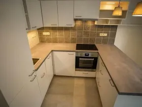 Pronájem bytu 2+kk, Praha - Podolí, Na Zlatnici, 54 m2
