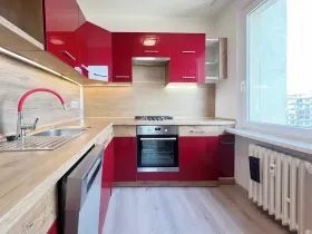Pronájem bytu 2+1, Praha - Kobylisy, Třeboradická, 56 m2