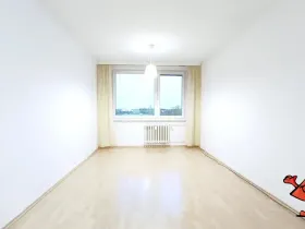Pronájem bytu 2+kk, Praha - Petrovice, Kurčatovova, 45 m2