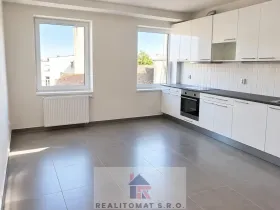 Pronájem bytu 2+kk, Praha - Libeň, Braunerova, 50 m2