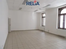 Pronájem kanceláře, Liberec, nám. Soukenné, 45 m2