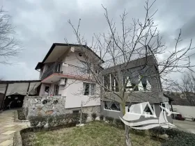 Prodej rodinného domu, Tvărdica, Bulharsko, 281 m2