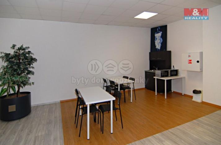 Pronájem kanceláře, Ostrava - Moravská Ostrava, Masarykovo náměstí, 210 m2