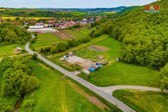 Prodej pozemku pro komerční výstavbu, Libomyšl, 8445 m2