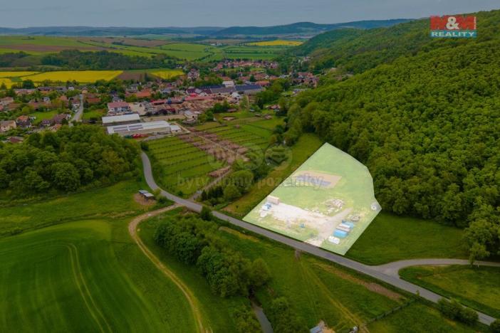 Prodej pozemku pro komerční výstavbu, Libomyšl, 8445 m2