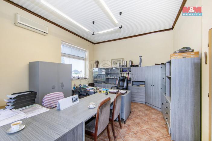 Prodej obchodního prostoru, Město Touškov, Čemínská, 914 m2