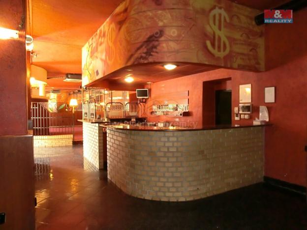 Prodej obchodního prostoru, Karviná - Nové Město, 332 m2