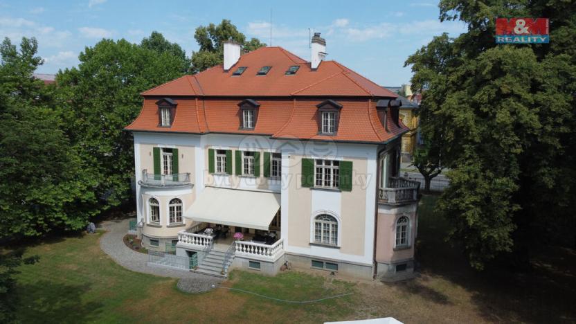 Prodej ubytování, Krnov - Pod Bezručovým vrchem, Zacpalova, 1048 m2