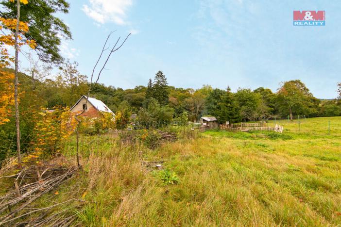 Prodej zahrady, Luby, 602 m2