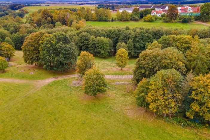 Prodej pozemku, Luby, 1899 m2
