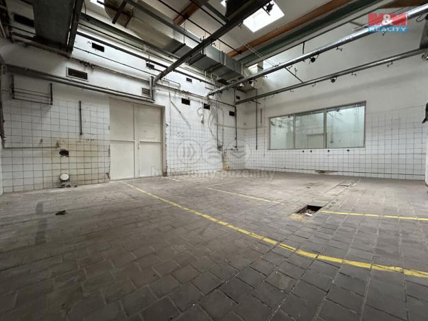 Pronájem skladu, Jirkov, Mostecká, 380 m2