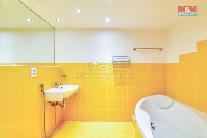 Prodej bytu 3+1, Mariánské Lázně, Hlavní třída, 92 m2