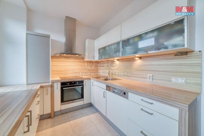 Prodej bytu 3+1, Mariánské Lázně, Hlavní třída, 92 m2