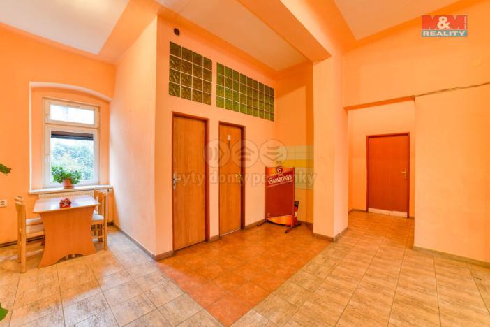 Pronájem restaurace, Cheb, 26. dubna, 100 m2