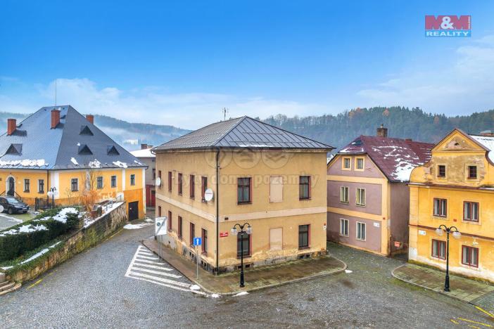 Prodej bytu 2+1, Úpice, náměstí T. G. Masaryka, 48 m2