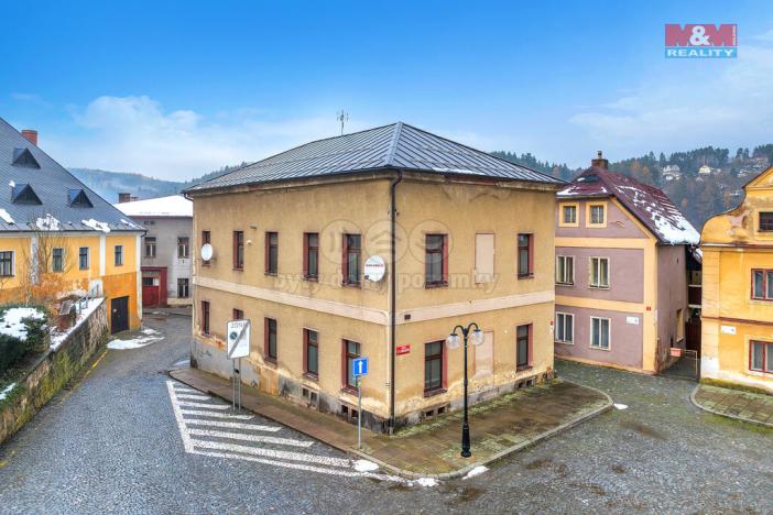 Prodej bytu 2+1, Úpice, náměstí T. G. Masaryka, 48 m2