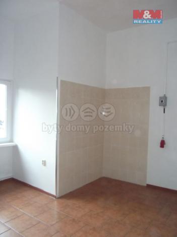 Pronájem obchodního prostoru, Karviná - Hranice, Rudé armády, 37 m2