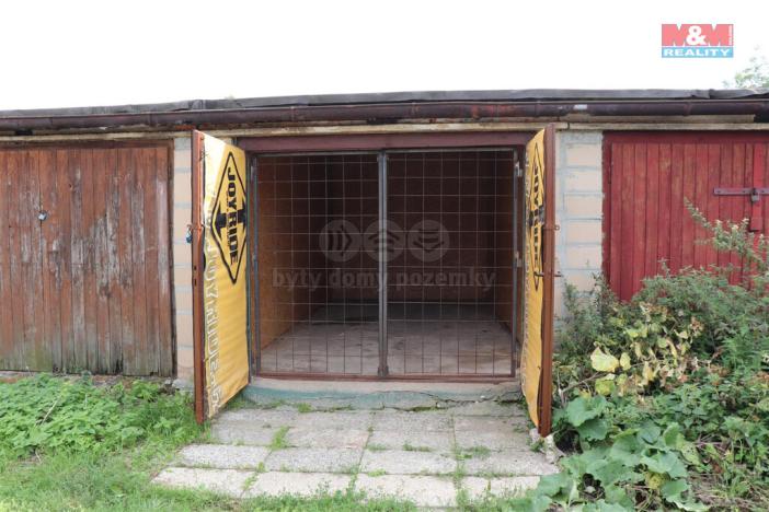 Prodej garáže, Praha, Novobohdalecká, 18 m2