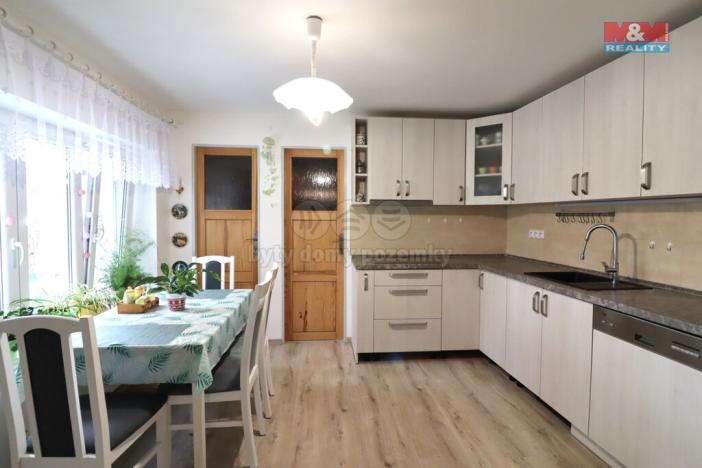 Prodej rodinného domu, Koštice - Vojničky, 150 m2