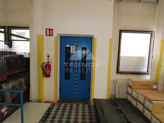 Prodej výrobních prostor, Břasy, 1150 m2