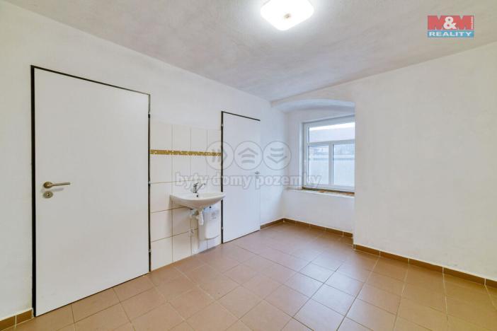 Prodej výrobních prostor, Stráž - Bernartice, 745 m2