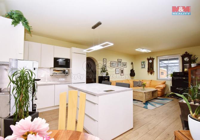 Prodej rodinného domu, Měšice, Hlavní, 200 m2