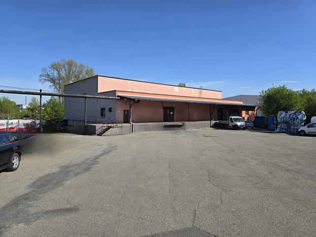 Pronájem skladu, Zlín, třída 3. května, 211 m2