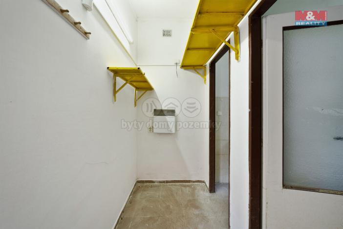 Prodej obchodního prostoru, Hřensko, 80 m2