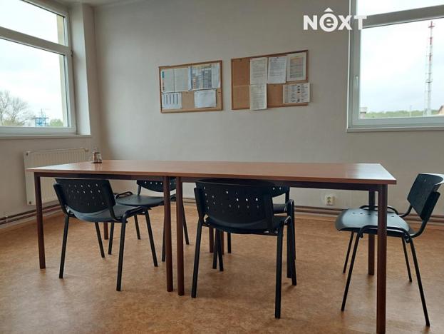 Pronájem komerční nemovitosti, Pardubice, 2500 m2