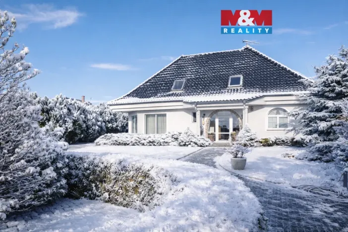 Prodej rodinného domu, Třebestovice, V zákruží, 280 m2