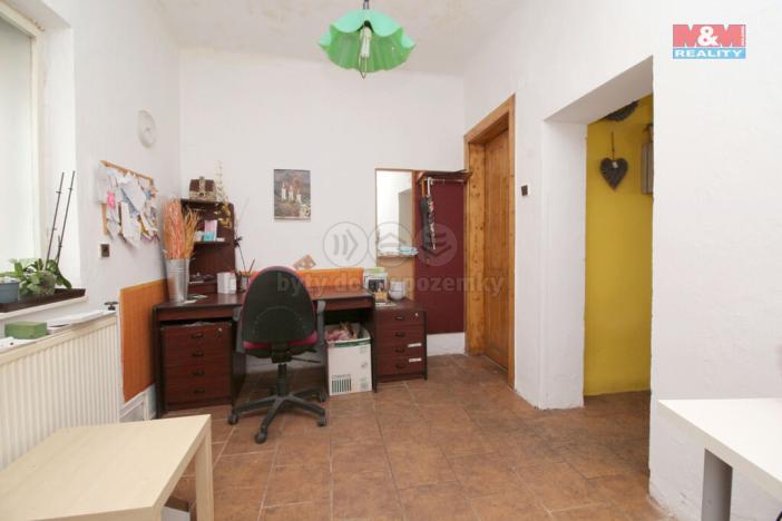 Prodej obchodního prostoru, Sezemice, Masarykova, 85 m2