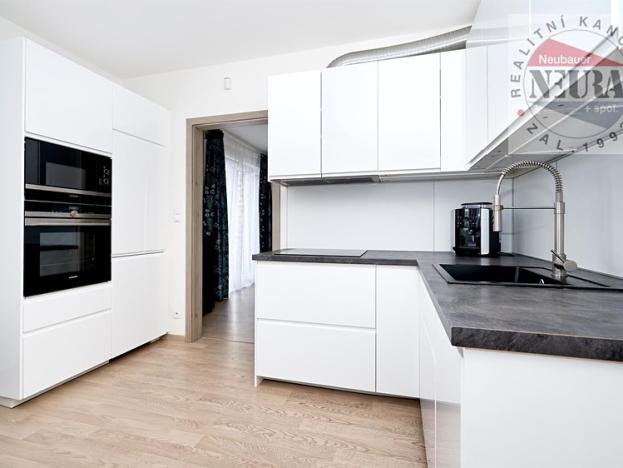 Prodej bytu 3+kk, Praha - Stodůlky, Klausova, 86 m2