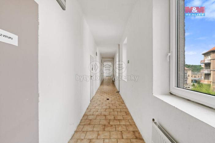 Prodej obchodního prostoru, Ústí nad Labem - Střekov, Truhlářova, 3086 m2