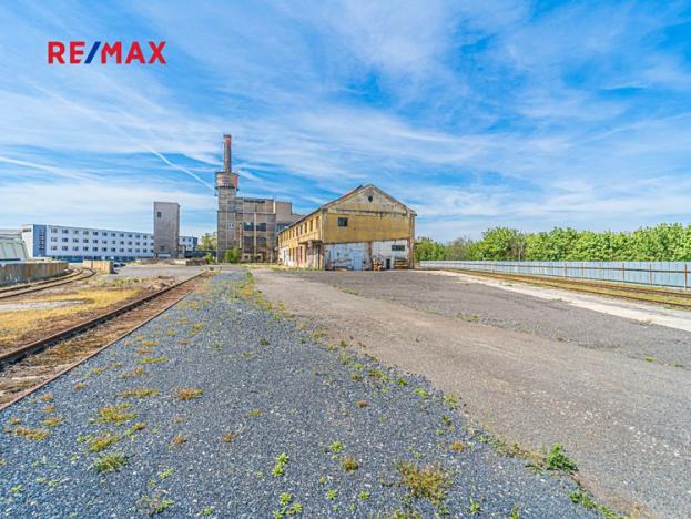 Pronájem skladu, Slaný, Netovická, 6800 m2