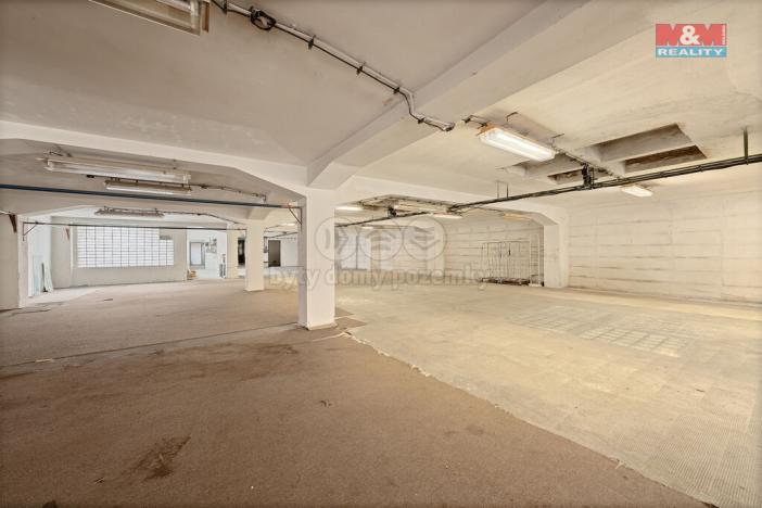Pronájem skladu, Louny, Mírové náměstí, 499 m2