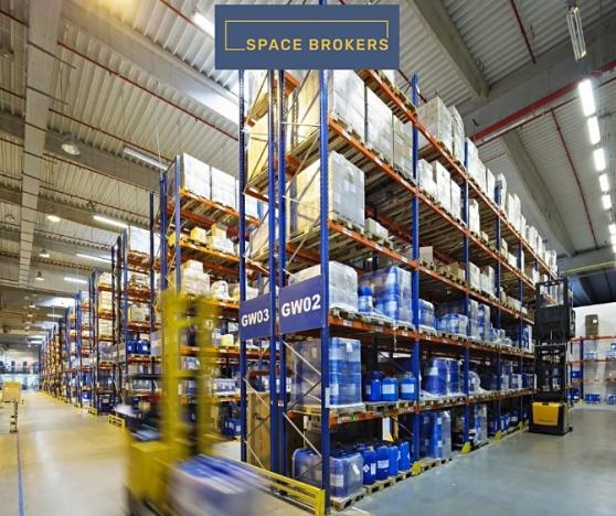 Pronájem skladu, Lovosice, 4220 m2