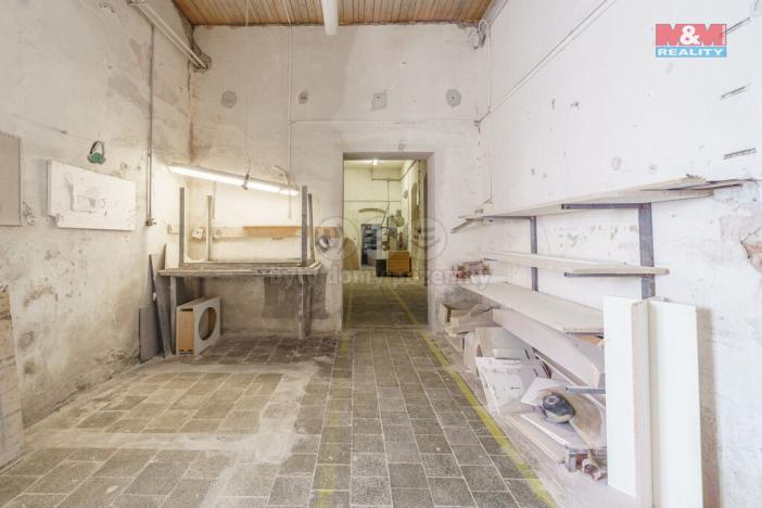 Prodej výrobních prostor, Karlovy Vary - Rybáře, Sokolovská, 2100 m2