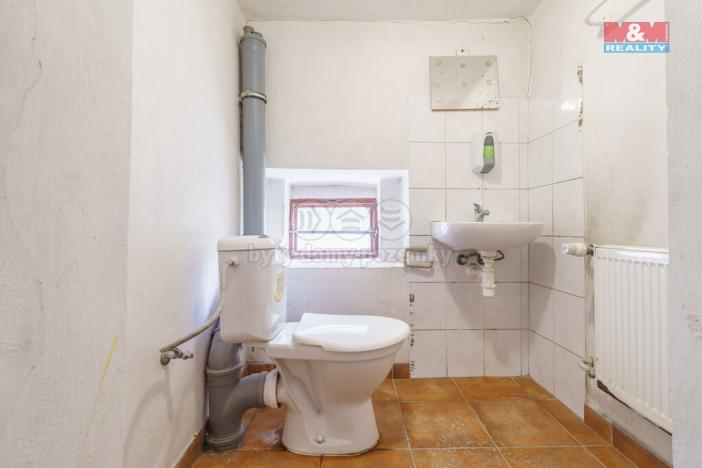 Prodej výrobních prostor, Karlovy Vary - Rybáře, Sokolovská, 2100 m2