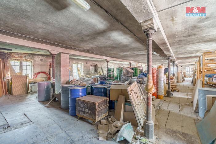 Prodej výrobních prostor, Karlovy Vary - Rybáře, Sokolovská, 2100 m2