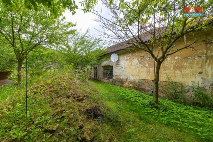 Prodej výrobních prostor, Moravský Krumlov, Pod zámkem, 400 m2