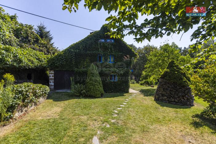 Pronájem chalupy, Dobřeň, 190 m2