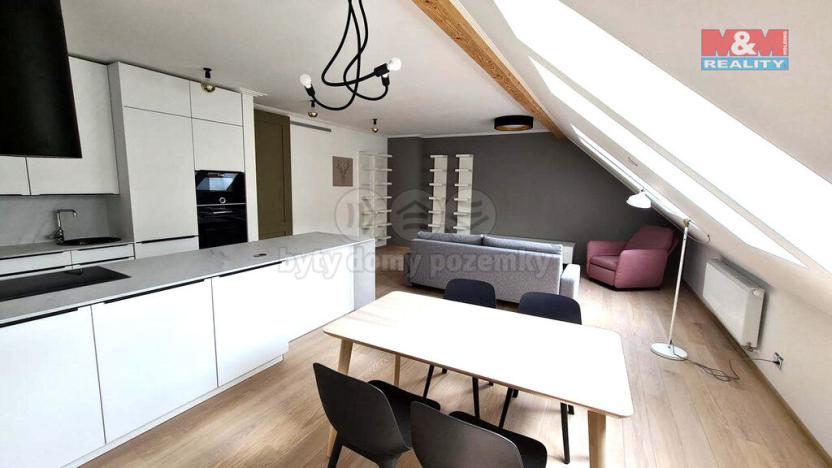 Pronájem bytu 2+kk, Chomutov, Klostermannova, 100 m2