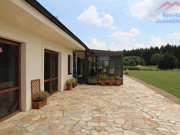 Prodej rodinného domu, Rašovice, 4600 m2