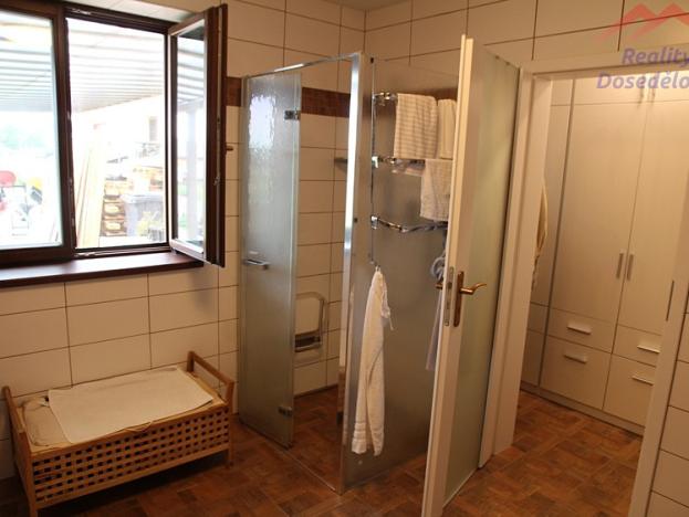 Prodej rodinného domu, Rašovice, 4600 m2