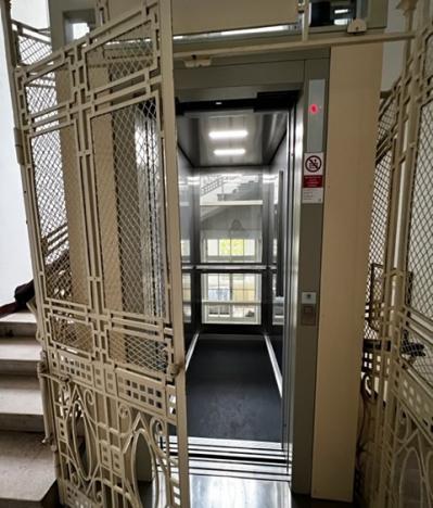 Prodej bytu 2+kk, Karlovy Vary, Krále Jiřího, 90 m2