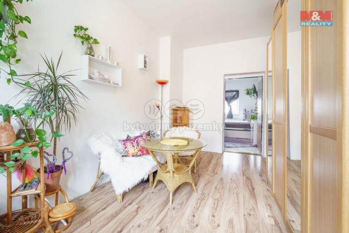 Prodej bytu 4+1, Karlovy Vary - Dvory, Chebská, 85 m2