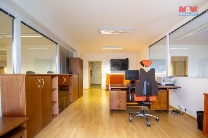 Prodej kanceláře, Praha - Hostivař, Na Plískavě, 401 m2