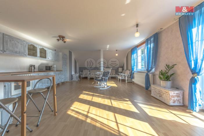 Prodej rodinného domu, Růžová, 495 m2