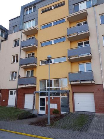 Pronájem bytu 1+kk, Hradec Králové, Ve Stromovce, 34 m2